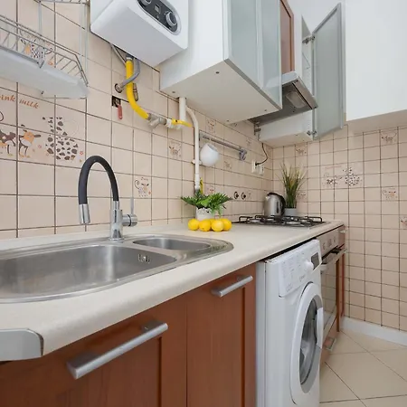 Apartment Bright Air-conditioned Close To Pge Narodowy By Renters