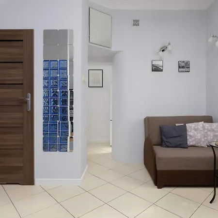 Bright Air-conditioned Close To Pge Narodowy By Renters Warszawa